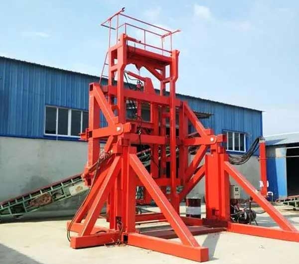 集裝箱翻轉(zhuǎn)機